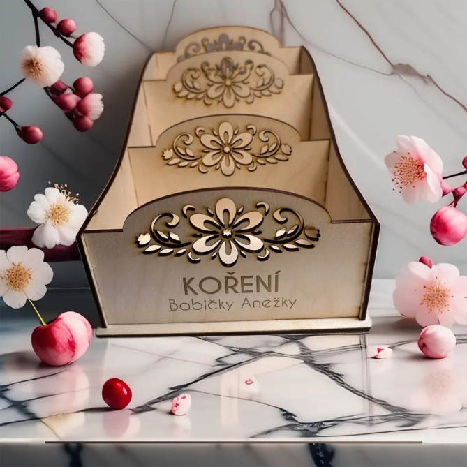 Koření babičky (jméno)  - krabička na koření s gravírováním - personalizovaný produkt